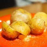 惣菜と甘味 それがし - "540じゃがバター"このジャガイモは必食!!!美味しかったなぁ〜。