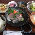 Kateishokudouookinakabu - お刺身と鯵の南蛮漬け定食