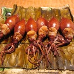 酒事と飯事 黄瀬戸 - 蛍烏賊の昆布焼き(煮切醤油)