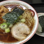 米の粉の滝ドライブイン - 満々ラーメン(太麺)＆おにぎり(すじこ)2018.10.25
