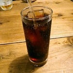 炭火焼ハンバーガー＆ステーキ チェリーズ - チェリーズダイナマイト(税込７００円)はドクターペッパーとテキーラ。