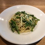 スガハラ - 山菜（たらの芽・こごみ・あいこ(深山刺草)・山うど）のペペロンチーノ