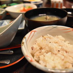 離れの宿　よもぎ埜 - 十六穀米