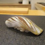 あま木 - コハダ 佐賀県産。　　　　　　2019.04.06