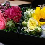 つる由 - エミリーが選んでくれたお花