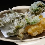 つる由 - こごみちゃんとかの天ぷら