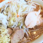 にかいや - ＜参考＞ラーメン＋ヤサイニンニク