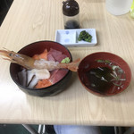 市場のめしや まんまる食堂 - 