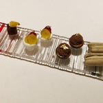 ロオジエ - 4種類の小菓子