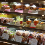 鎌倉ニュージャーマン テラスモール湘南店