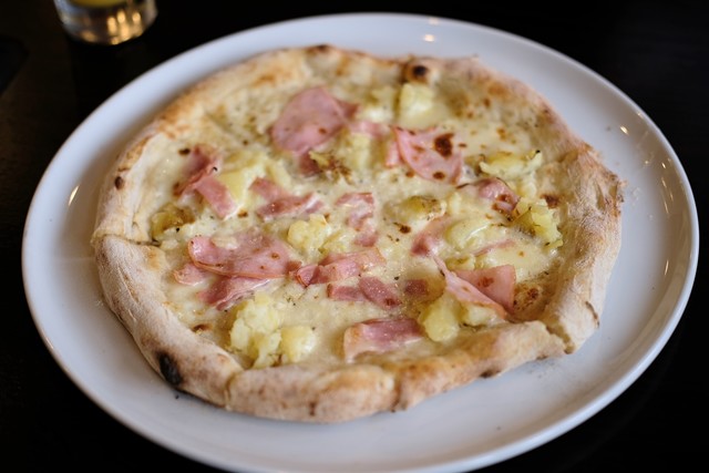 プルチネッラ ナポリ イタリア pizza napoli