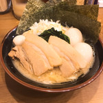 横浜家系ラーメン 一刀家 - 