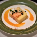 アピシウス - ホタテとサクラマスのテリーヌ、赤ピーマンのソース