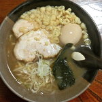 春紀 - たぬきらーめん（￥650）2011_11_21訪問。揚げ玉の量が減って適度になりました。