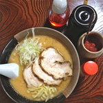 春紀 - みそらーめん（￥800）2011_11_21訪問。