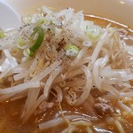 札幌ラーメン大龍 - 味噌ラーメン700円+バター50円