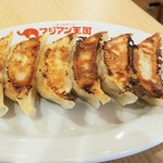 みんなのバル アジアン天国 - 餃子です