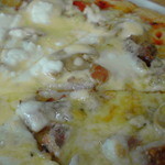 窯焼きパンの店 酪 - ピザ