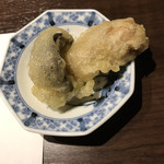 旬菜たかや - 大黒しめじ（特大）の一本。