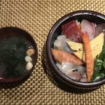 Sushi DINING Sangubashi SHIMIZU - ランチちらし ¥900
