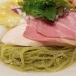 麺屋 六感堂 - 特製ワンタングリーン麺（しお）