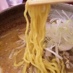 アジアンラーメン チャナ姫 - 特製味噌らーめん・麺