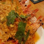 プロォーイ タイ料理 - クンパッポンカリー  海老の卵カレー炒め