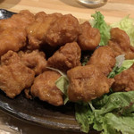 梅田生肉流通センター - 出てきた鶏肉の唐揚げ