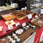 まんえい堂 - 店内