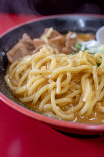 Menyamarumatsukacchanramen - 麺