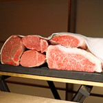 神戸牛炉釜ステーキ GINZA KOKO炉 - ”神戸牛のイチボ”、”神戸牛のサーロイン”、”神戸牛のシャトーブリアン”、”松坂牛のシャトーブリアン” 、そして、”神戸牛のランプ”