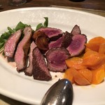 コリス - 羊ソホーク(顔が黒いやつ)のバラ肉とウデのロースト