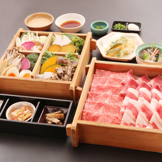 With a variety of cooking methods such as `` shabu shabu'' and ``Seiro-mushi''