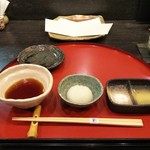 天ぷら わかやま - 設い。竹製の箸置きが素敵です。