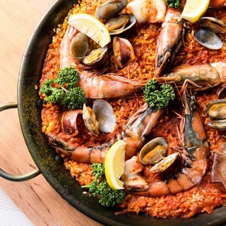 Lots of seafood!!SALVA's special Seafood paella♪