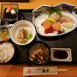 Oshokujidokoro Shinsei - 刺身定食