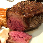 獣肉酒場 山猫軒 - ランプステーキ（ハーフサイズ・250g／2,000円）