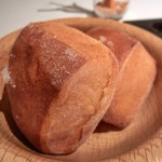 カセント - パン　もち粉と米粉のパン(サ・マーシュのパン)