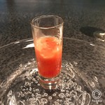 イチリン ハナレ - スイカのジュース 塩のジュレ