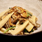 Magokura - 桜えびとたけのこのペペロンおそば