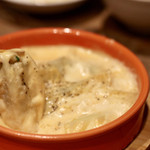 餃子とスパークリング バブルス - 炊き餃子