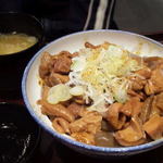 七福ろう - もつ煮丼