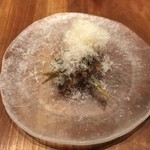 アカ - 【琵琶湖稚鮎のフリット　マンチェゴチーズを掛けて】