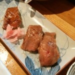 ひとし 本店 - 石垣牛寿司　塩＆タレ