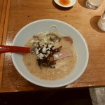 麺屋酒場 まる - 白とんこつ