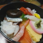 いな垣 - 海鮮丼