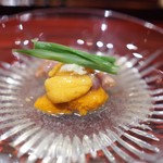 銀座 しのはら - 紫雲丹　赤貝　平目と蛤の出汁のジュレ