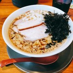 長尾中華そば - 新潟燕三条背脂煮干しラーメン(背脂少なめ)