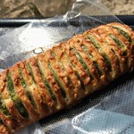カンパーニュ - 料理写真:ほうれん草のパイ。焼きたて熱々でサックサク