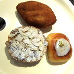 ゴジュウニチョウメベーカリー - ｶﾚｰﾊﾟﾝ､ﾒｰﾌﾟﾙﾎﾞｽﾄｯｸ､ﾚﾓﾝのﾌﾞﾘｵｯｼｭ